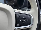 Volvo XC60 2.0 B4 MHEV Momentum Auto AWD Euro 6 (s/s) 5dr 35