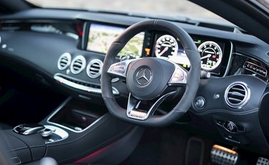 Mercedes-Benz S Class S63 Coupe 22