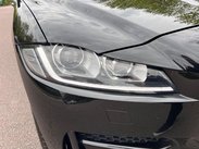 Jaguar F-Pace 2.0 D180 R-Sport Auto AWD Euro 6 (s/s) 5dr 91