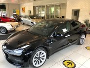 Tesla Model 3 LONG RANGE AWD 45,000m black vegan leather, 19 inch alloys 25