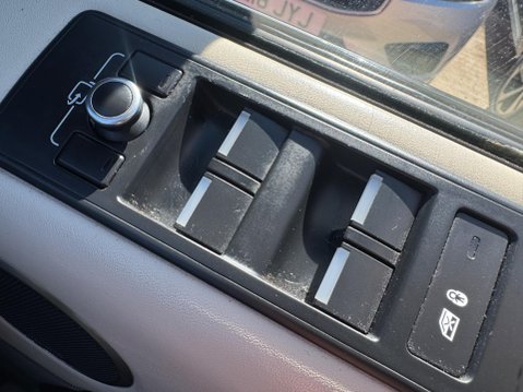 Land Rover Range Rover Sport 3.0 SD V6 Autobiography Dynamic Auto 4WD Euro 6 (s/s) 5dr 56