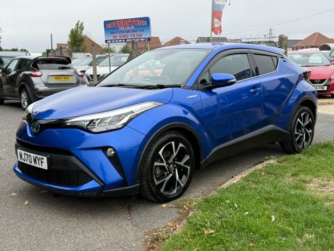 Toyota C-HR DESIGN AUTOMATIC 8