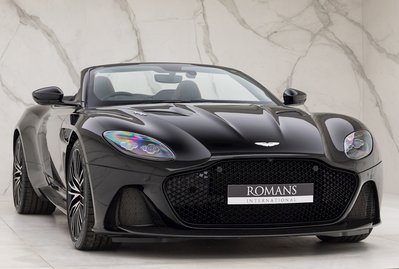 Aston Martin DBS Superleggera Volante