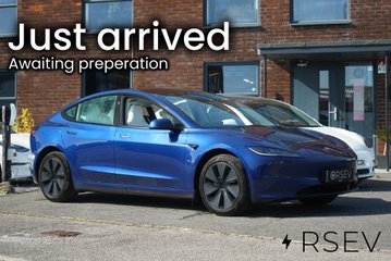 Tesla Model 3 LONG RANGE RWD TOW BAR WHITE INTERIOR GROK AI VENTILATED SEATS 1 OWNER VATQ