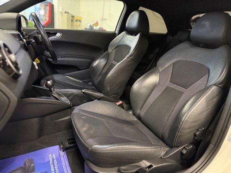Audi A1 1.4 TFSI S line S Tronic Euro 5 (s/s) 3dr 30