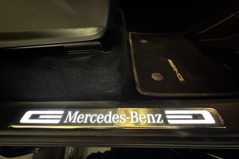 Mercedes-Benz G Series G 400 D 4MATIC AMG LINE PREMIUM 21