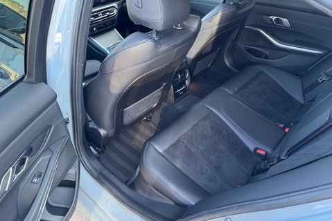 BMW 3 Series 2.0 320i M Sport Auto Euro 6 (s/s) 4dr 27