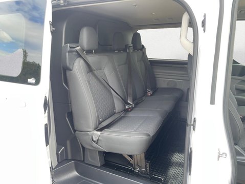 Ford Transit Custom 2.0 320 EcoBlue Limited Crew Van Auto L1 H1 Euro 6 (s/s) 5dr 14