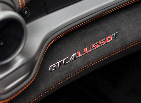 Ferrari GTC4 Lusso 21