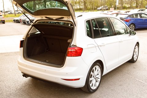 Volkswagen Golf SV GT TSI 37