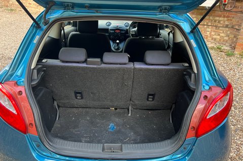 Mazda 2 TS2 - PART EXCHANGE TO CLEAR - CAT S - MOT JAN 2027 - £35 ROAD TAX 13