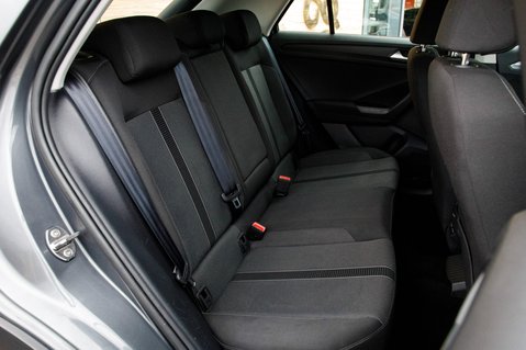 Volkswagen T-Roc LIFE TSI 35