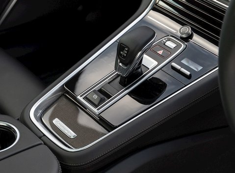 Porsche Panamera Turbo S E-Hybrid Sport Turismo 21