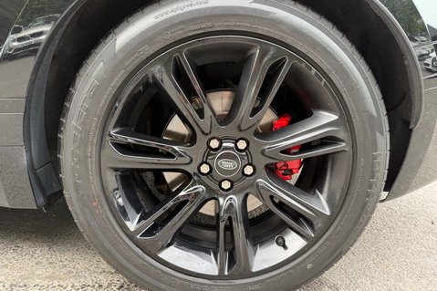 Land Rover Range Rover Velar R-DYNAMIC HSE - ALL BLACK - SLIDING PAN ROOF -2 OWNERS - SERVICE HISTORY 63