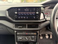 Volkswagen T-Cross SE TSI 16