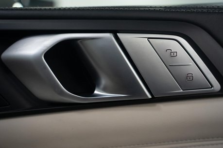 BMW X7 M50d SUV 3.0 Automatic Diesel 9
