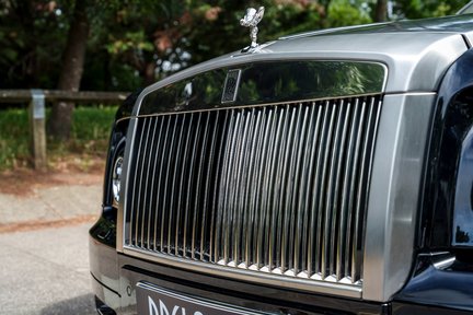 Rolls-Royce Phantom Drophead Coupe 11