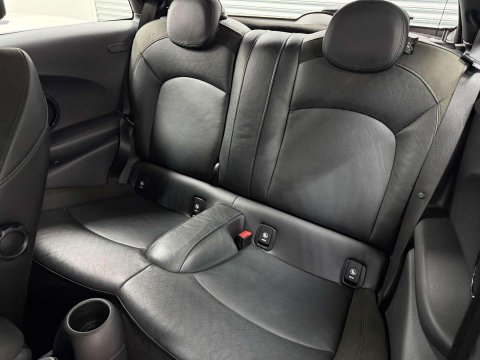 Mini Hatch 2.0 John Cooper Works Hatchback 3dr Petrol Auto Euro 6 (s/s) (231 ps) 36