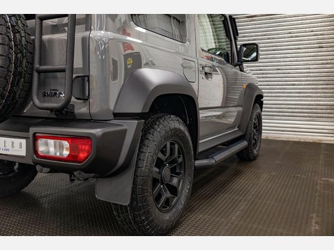 Suzuki Jimny Sierra ALLGrip SUV 1.5 Euro 6 (101 ps) 75