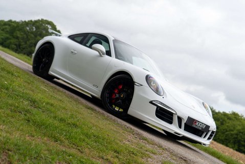 Porsche 911 3.8 911 Carrera GTS PDK 19