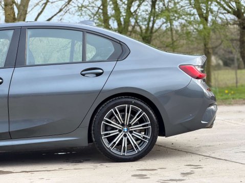 BMW 3 Series 2.0 320d M Sport Auto 4dr 33