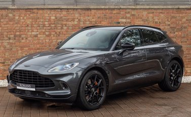Aston Martin DBX '1913 Package' 1