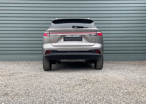 MG HS 1.5 T-GDI PHEV TROPHY 9