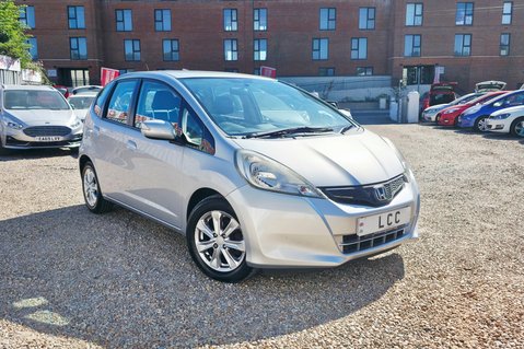 Honda Jazz I-VTEC ES..AUTOMATIC..12 MAIN DEALER SERVICES..1 PREVIOUS KEEPER..STUNNING 1