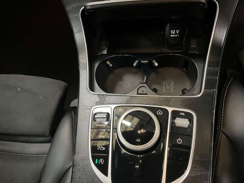 Mercedes-Benz C Class 1.5 C 200 AMG Line Auto 4dr 29