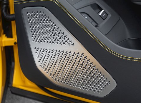 Lamborghini Urus 25
