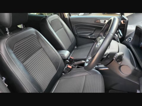 Ford Ecosport TITANIUM 14