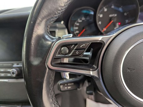 Porsche Macan 3.0 Macan GTS Semi-Auto 4WD 5dr 73