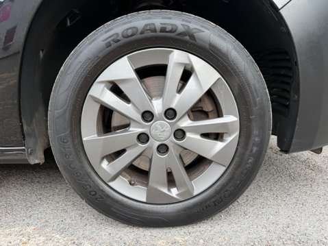 Peugeot Partner BLUEHDI PROFESSIONAL PREMIUM PLUS L1 12