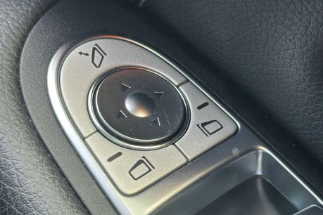 Mercedes-Benz C Class 2.1 C250d AMG Line (Premium Plus) Coupe 2dr Diesel G-Tronic+ Euro 6 (s/s) ( 38