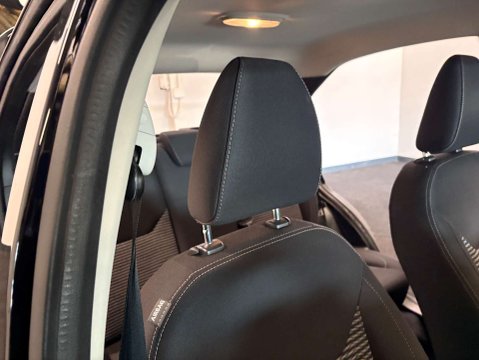 Ford Ka+ 1.2 Ka+ Zetec 5dr 17