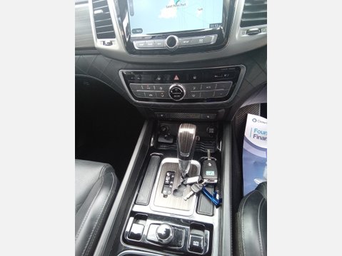 SsangYong Rexton 2.2D Ultimate SUV 5dr Diesel T-Tronic 4WD Euro 6 (181 ps) 11