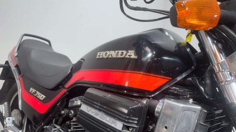 Honda VF750 MAGNA 1982 RUNNING PROJECT BIKE CLASSIC V4 750CC CRUISER 28