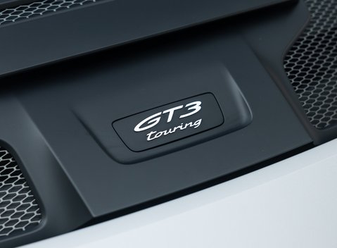 Porsche 911 GT3 TOURING (992) 38