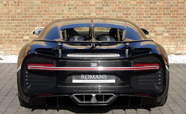 Bugatti Chiron 14