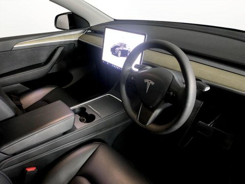 Tesla Model Y SUV 5dr Electric Auto RWD (346 ps) 1 Owner - Cruise - DAB Radio 12
