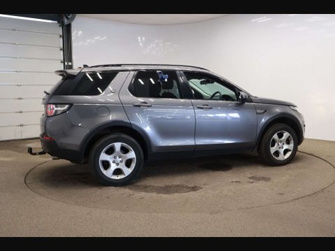 Land Rover Discovery Sport 2.0 Discovery Sport SE TD4 4WD 5dr 3