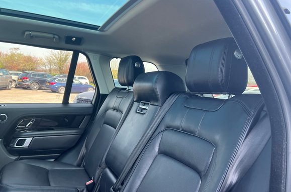 Land Rover Range Rover 3.0 SDV6 VOGUE AUTO 48