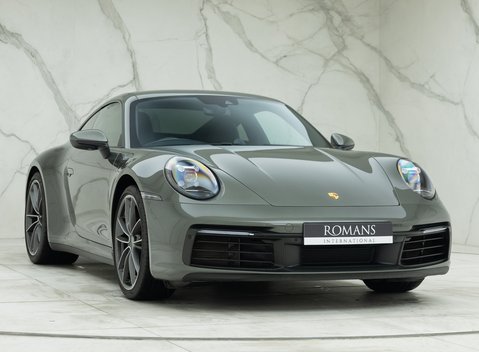 Porsche 911 Carrera (992) 5