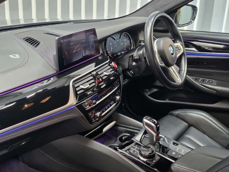 BMW M5 4.4 V8 GPF Saloon 4dr Petrol Steptronic xDrive Euro 6 (s/s) (600 ps) 46