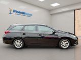 Toyota Auris 1.8 VVT-h Business Edition Touring Sports CVT Euro 6 (s/s) 5dr (Safety Sens 3