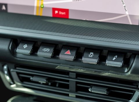 Porsche 911 (992) Carrera 4S 20