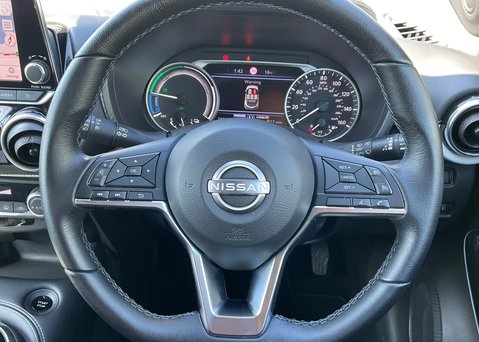 Nissan Juke PREMIERE EDITION 23