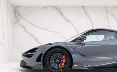 McLaren 765LT V8 SSG 32