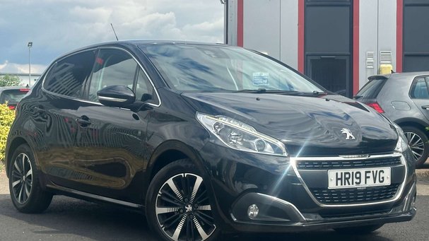 Peugeot 208 1.2 PureTech Tech Edition Hatchback 5dr Petrol Manual Euro 6 (s/s) (82 ps) Service History