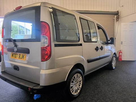 Fiat Doblo 8V ACTIVE 7